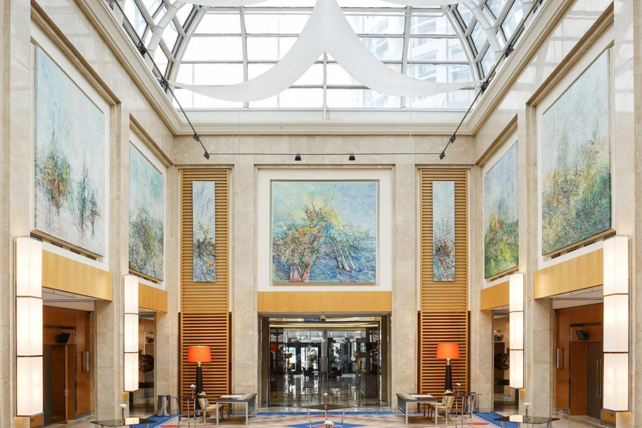 Sheraton & Convention Center Otel