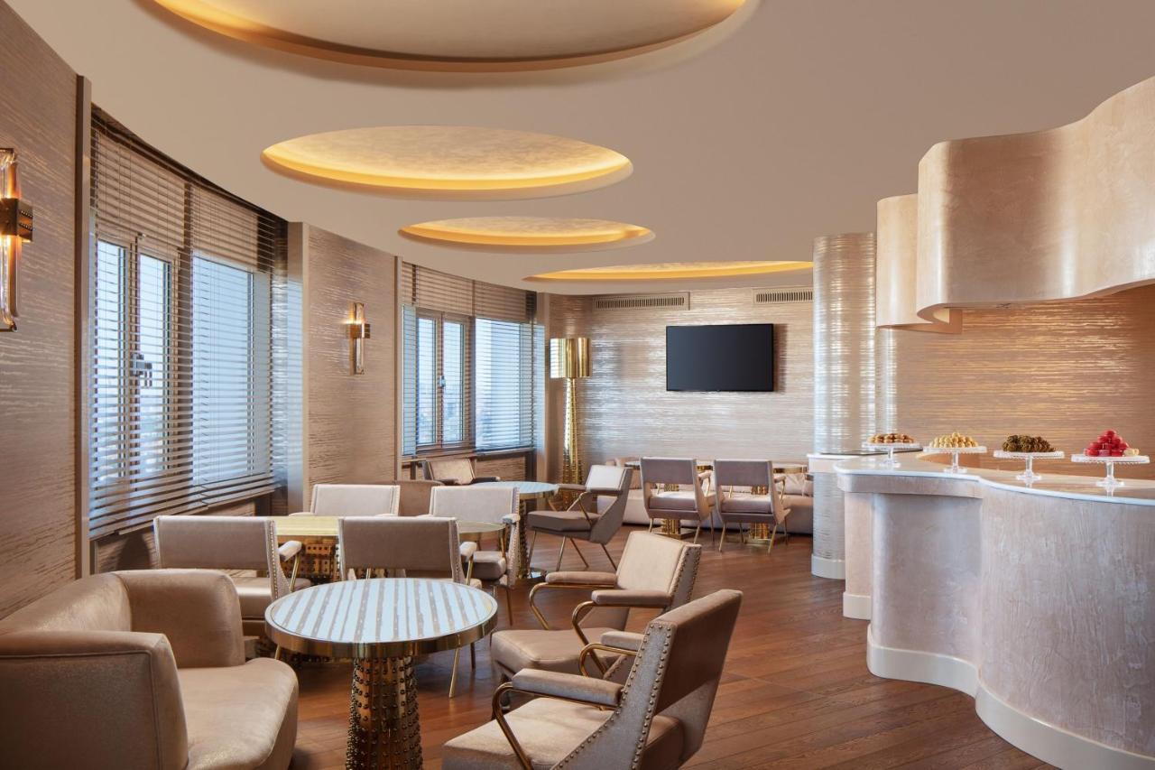 Sheraton & Convention Center Otel 5*